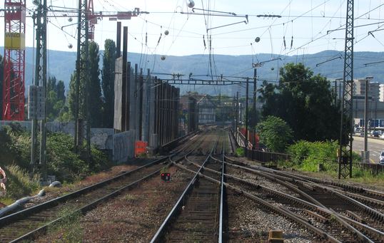 Engstelle Rheinbrücke Basel - aber es wird gebaut!